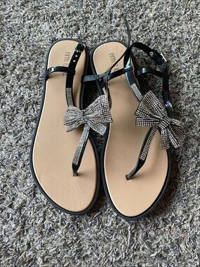 Amazon Black Bow T-Strap Sandals with Rhinestone Accents